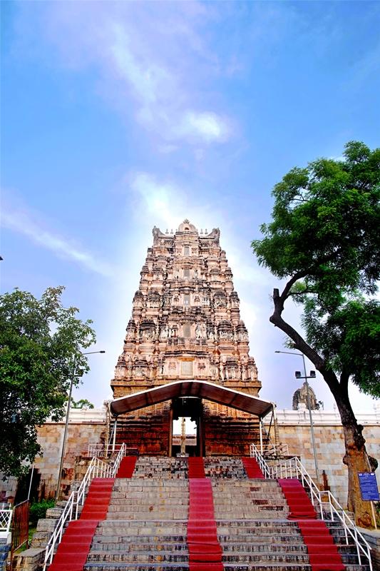 One of the most beautiful front view of ontimitta temple.